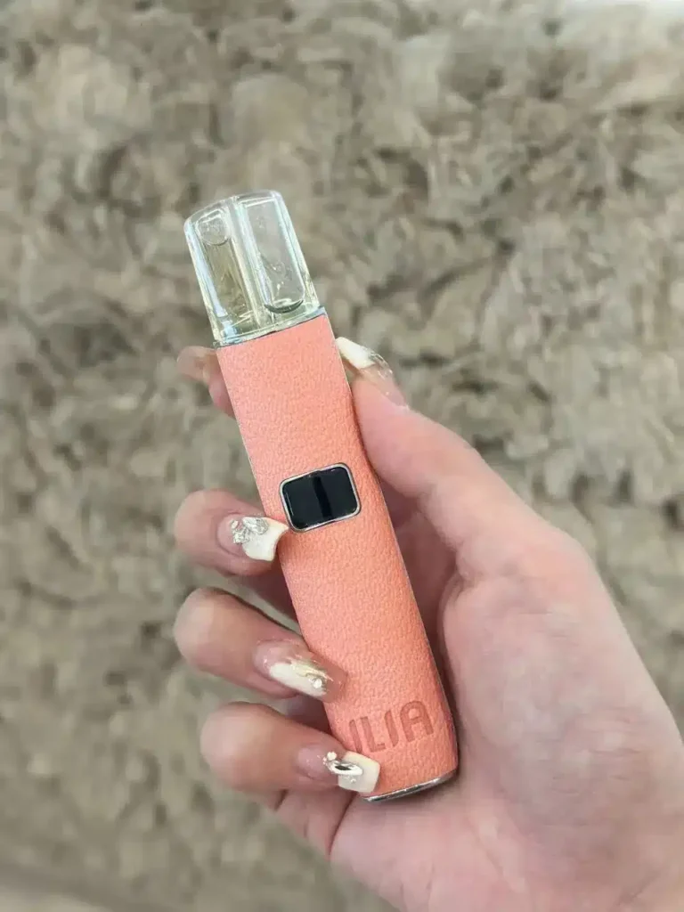 illa哩啞一代皮革主機-櫻花粉